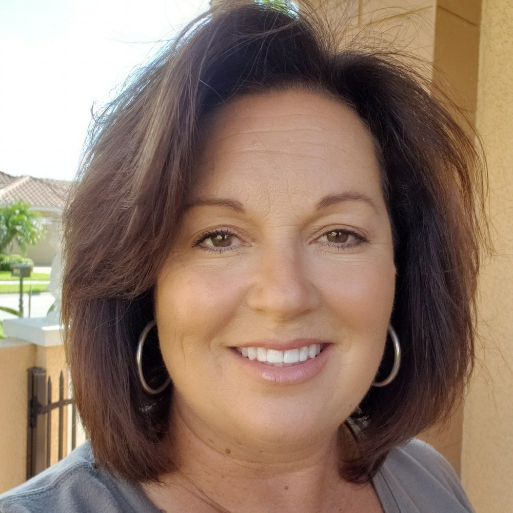 Meet your Posher, Lorri